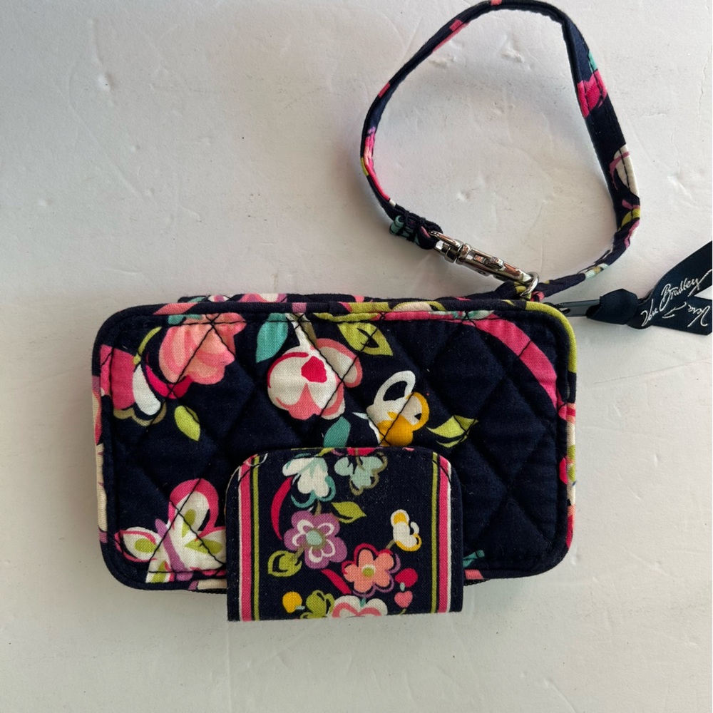 VERA BRADLEY ID WRISTLET WALLET